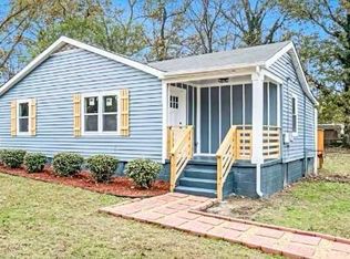 6707 Winn Dr, Lithia Springs, GA 30122