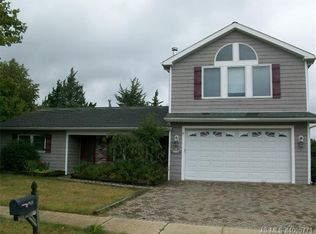 20 Fresno St, Barnegat, NJ 08005