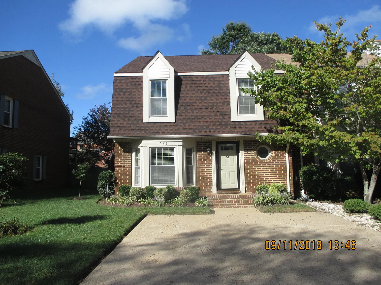 3 bed, 1882 sqft, $2,400 — Photo 1