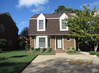 1051 Tottenham Ln, Virginia Beach, VA 23454