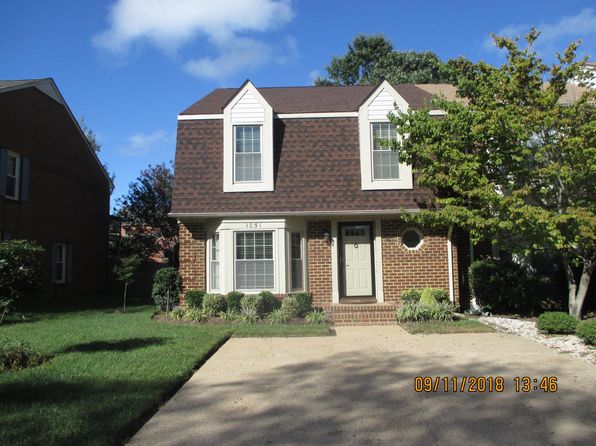 1051 Tottenham Ln