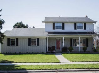 5003 Thorncroft Ave, Royal Oak, MI 48073