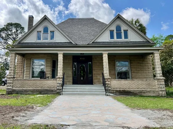 613 S Main St, Fitzgerald, GA 31750