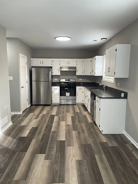2 bed, 1700 sqft, $2,200 — Photo 4