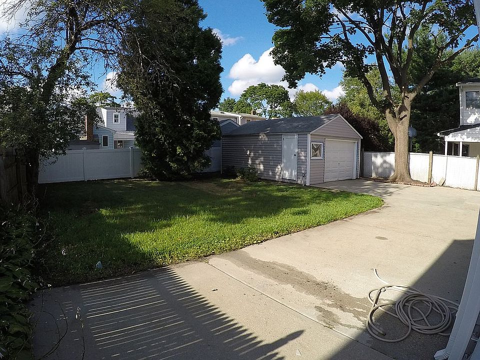1st image of 10 Virginia Ave