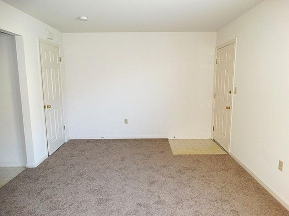 Entrance & Living Room
