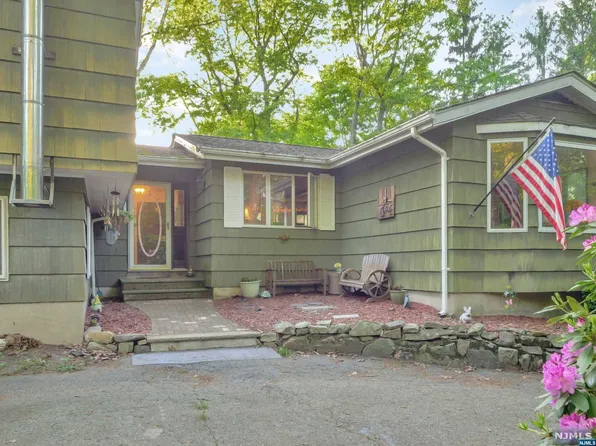 13 Mountain Spring Rd, West Milford, NJ 07480