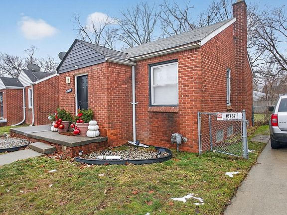 2nd image of 18729 Sunderland Rd