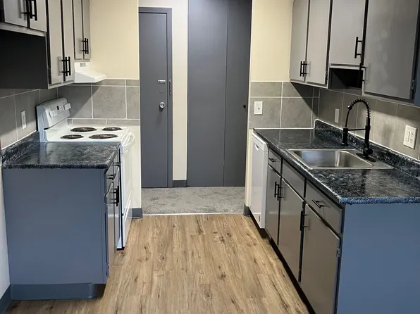 Marlboro Place Apartments - Downtown Wilkes Barre Living, 180 S Washington St APT 103N, Wilkes Barre, PA 18701