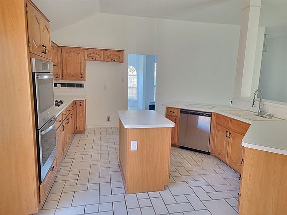 4th image of 3106 Antelope Dr
