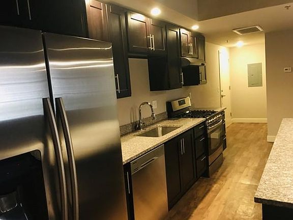 4th image of 535 Roosevelt Ave APT 117