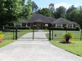 10450 Legg Dr, Jacksonville, FL 32221