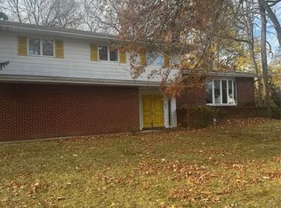 72 Oak St, Englewood, NJ 07631