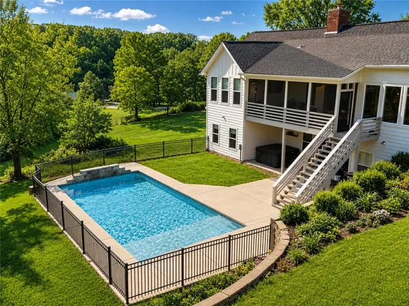 8151 Spanker Ridge Rd, Bentonville, AR 72712