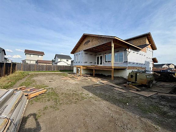 4th image of 9212 SE 95th Ave