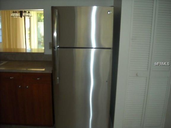 4th image of 5008 Barrington Cir #2002