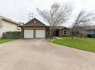 1703 Hunters Trl, Round Rock, TX 78681