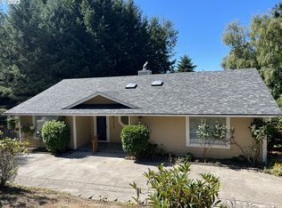 83440 Clear Lake Rd, Florence, OR 97439