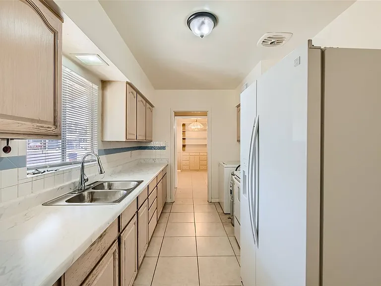 1132 Pahor Dr — Photo 10
