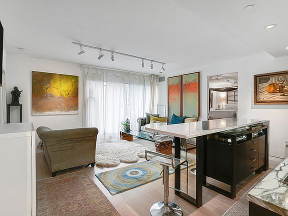 3rd image of 135 W 52nd St APT 10F