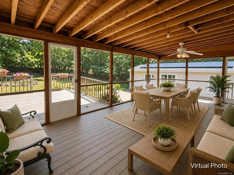 6 Nottingham Dr — Photo 11