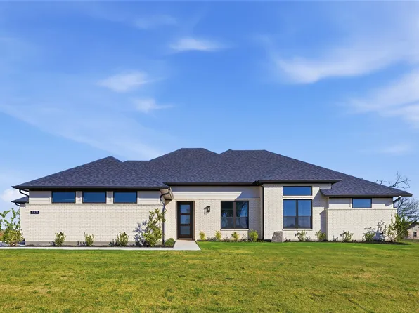 2321 Aleman St, Waxahachie, TX 75167