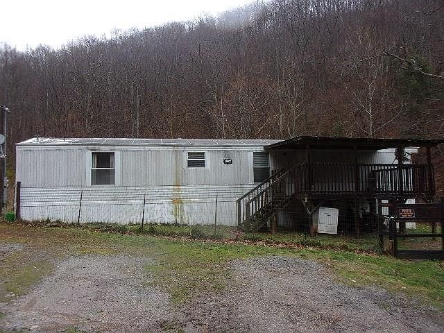 1st image of 208 Walnut Creek Dr
