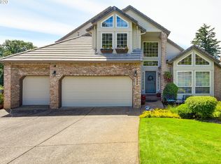 9332 SE Dundee Dr, Happy Valley, OR 97086