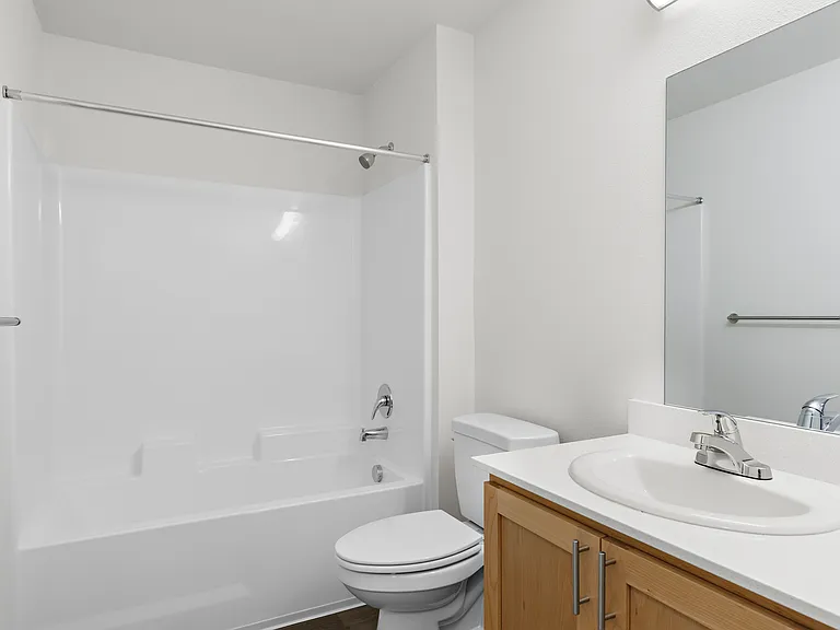 Norton Landing Apartments — Photo 11
