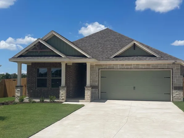 741 Raylan St, Springtown, TX 76082