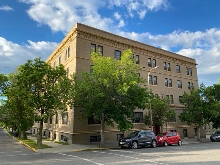 RH Blackstone — Photo 15