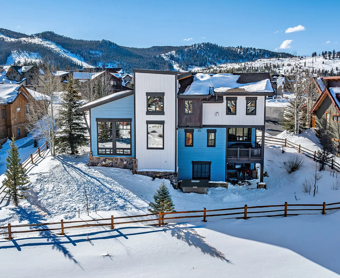 Mule Deer Ct, Dillon — Photo 2