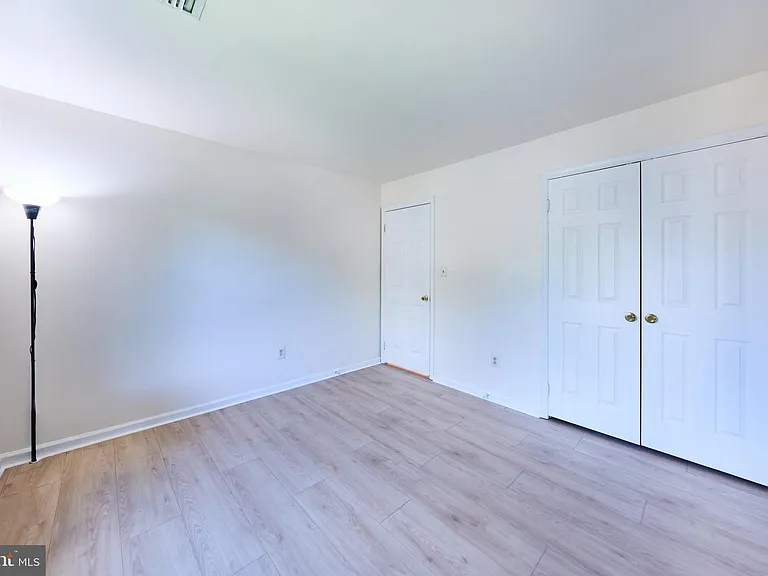 8508 Silverdale Rd — Photo 39