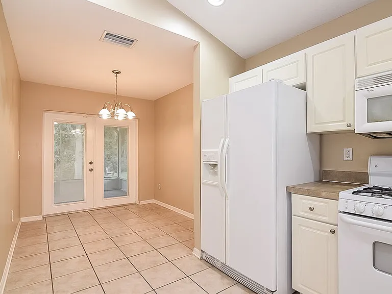 6708 Summer Haven Dr — Photo 4