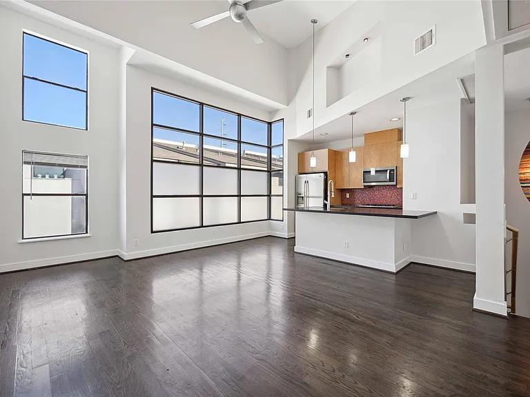 1023 Bonner St #1023 — Photo 5