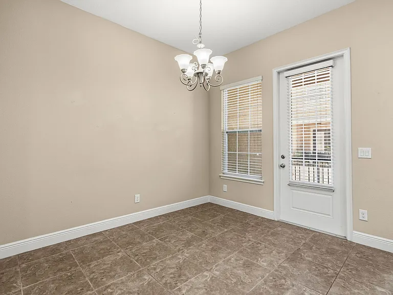 212 Trieste Loop — Photo 23