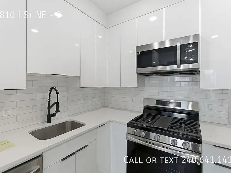 1810 I St NE #3 — Photo 1