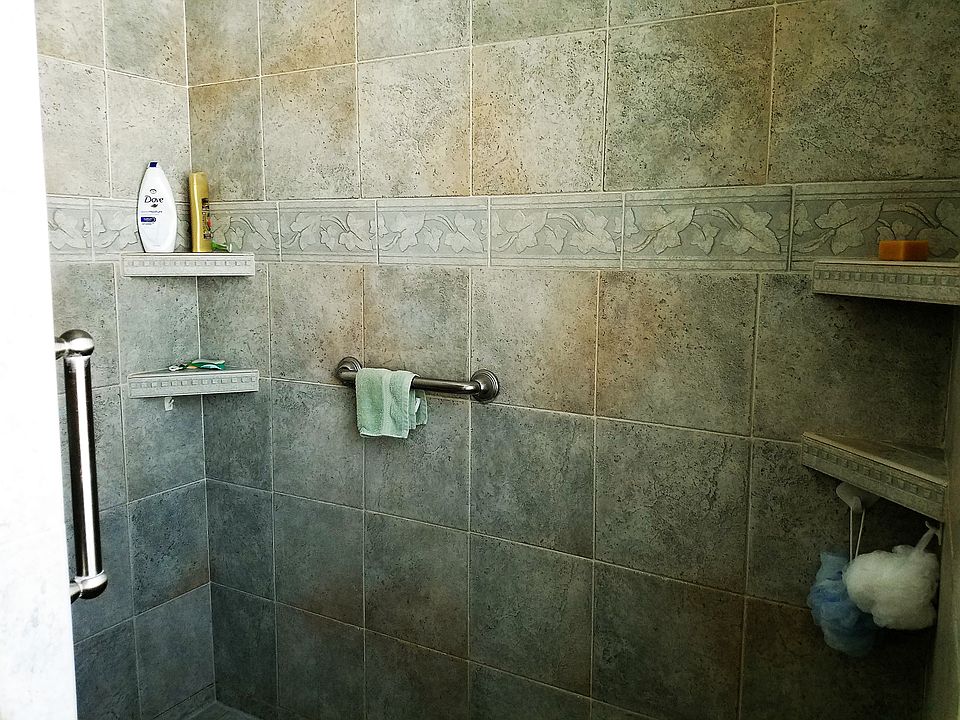 1st image of 1047 N San Mateo Dr