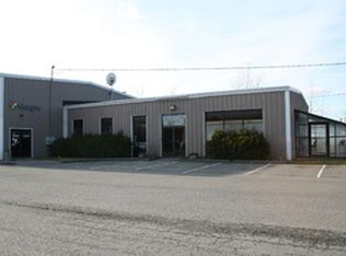 1114 Hammond St, Bangor, ME 04401