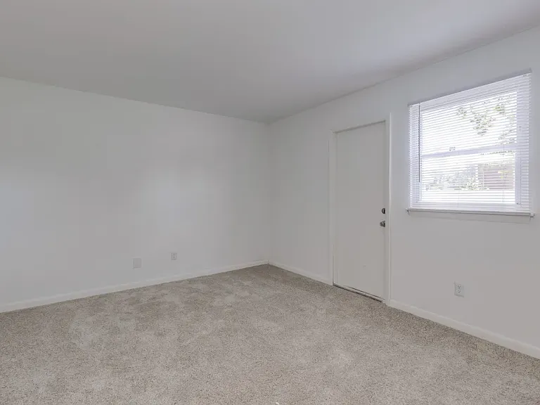 3047 Kings Row Ct #3047 — Photo 11