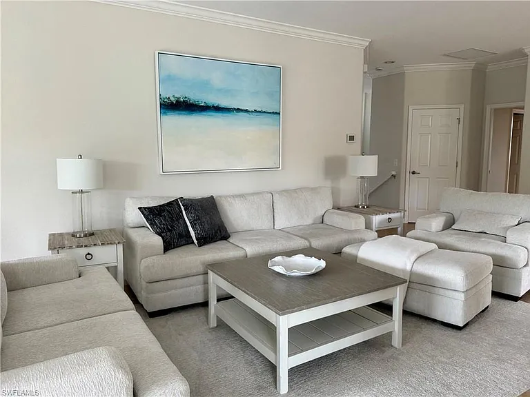 9498 Napoli Ln #201 — Photo 42