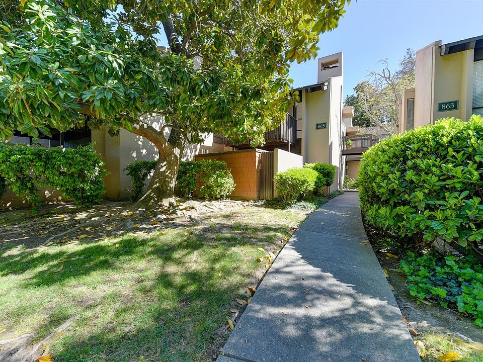 1st image of 865 Woodside Ln E Unit 12
