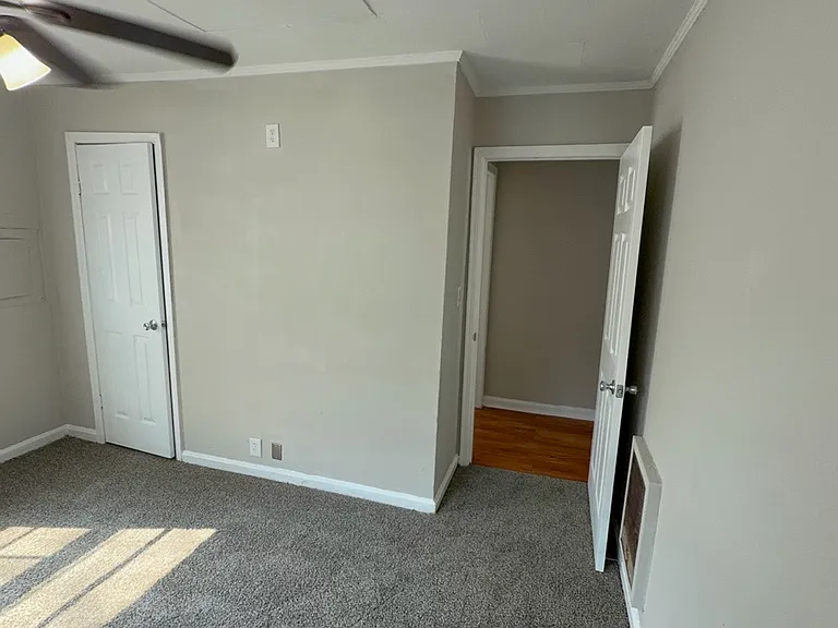 1613 Dorchester Ave — Photo 7