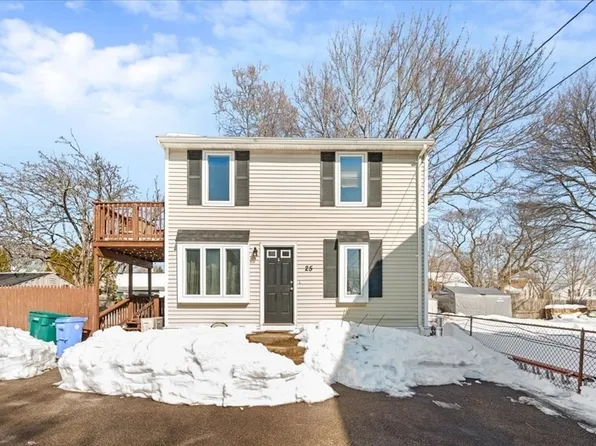 25 Lord St, Attleboro, MA 02703