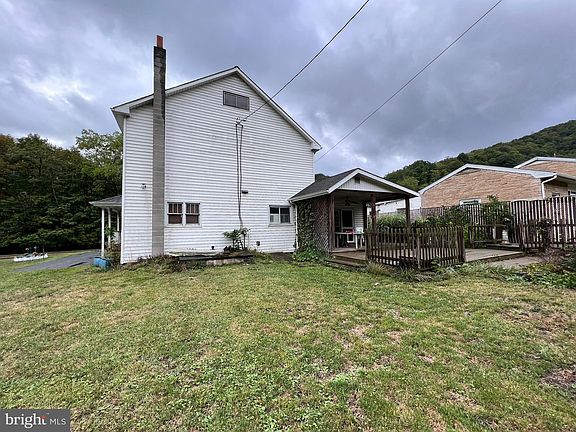 4th image of 21106 Creek Side Dr SW