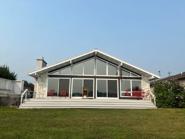 7350 Holiday Dr #593, Stanwood, MI 49346