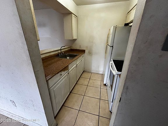 3rd image of 535 Rock Pit Rd