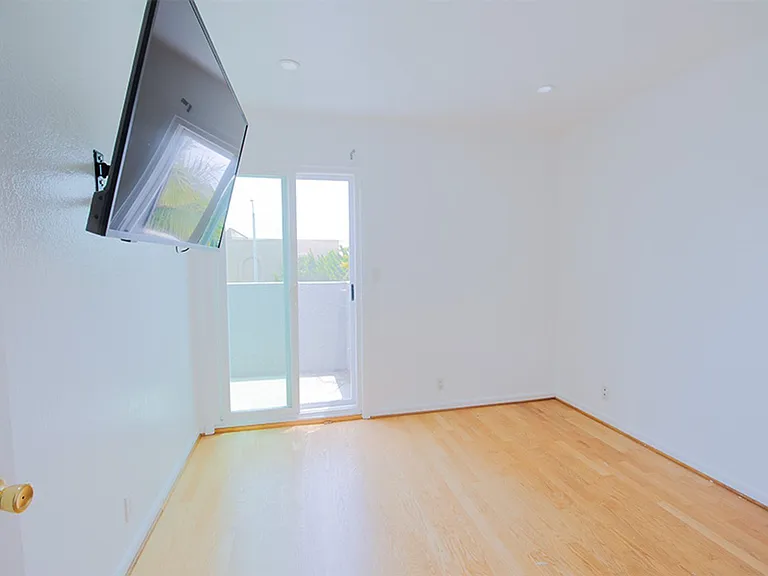 16821 Green Ln #B — Photo 21