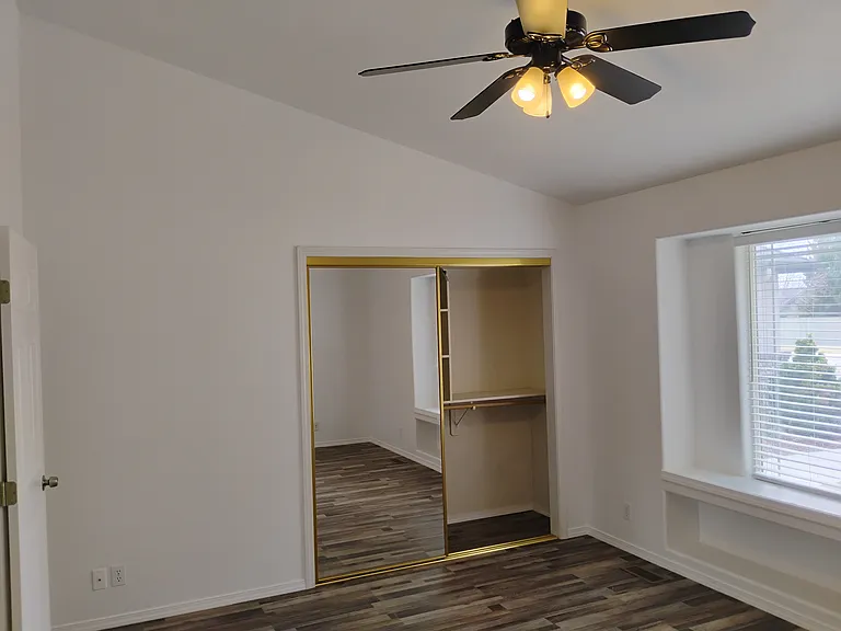 802 N Echohawk Way — Photo 7