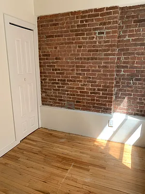 Rented by Heritage Realty LLC | media 9